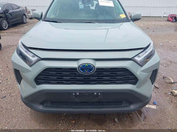 2022 TOYOTA RAV4 HYBRID XLE