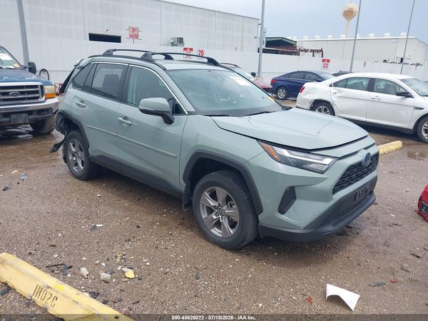 2022 TOYOTA RAV4 HYBRID XLE