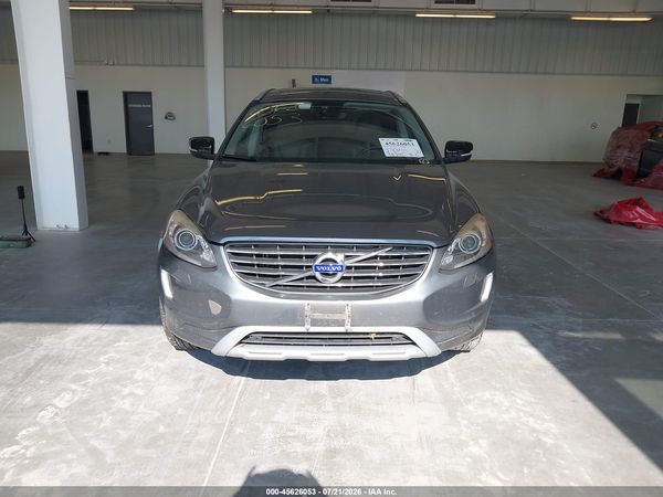 2017 VOLVO XC60 T6 DYNAMIC