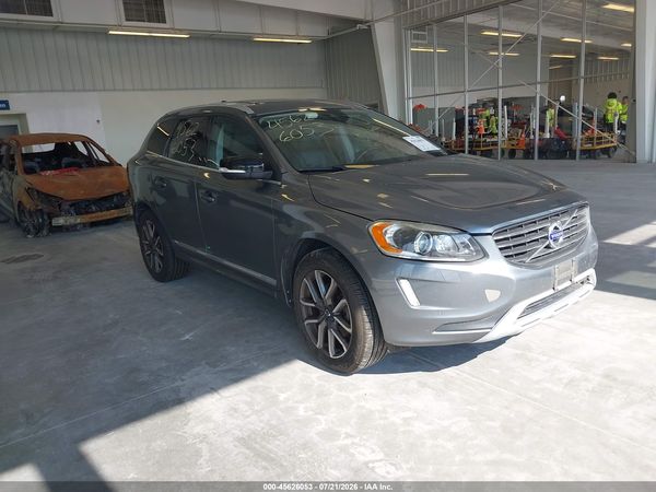 2017 VOLVO XC60 T6 DYNAMIC