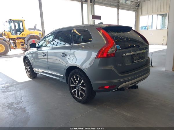 2017 VOLVO XC60 T6 DYNAMIC