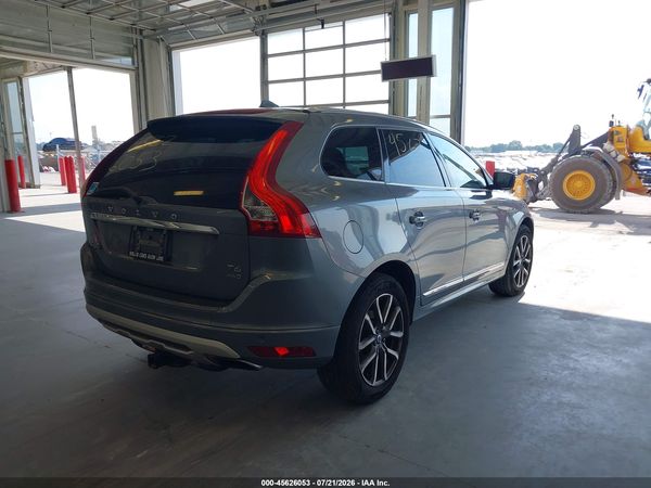 2017 VOLVO XC60 T6 DYNAMIC