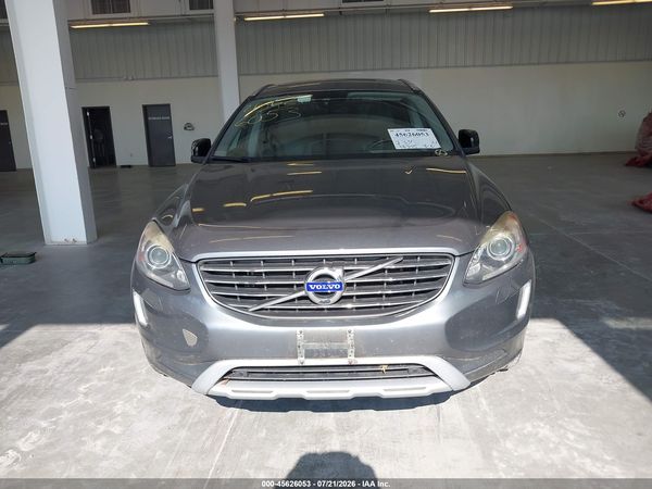 2017 VOLVO XC60 T6 DYNAMIC