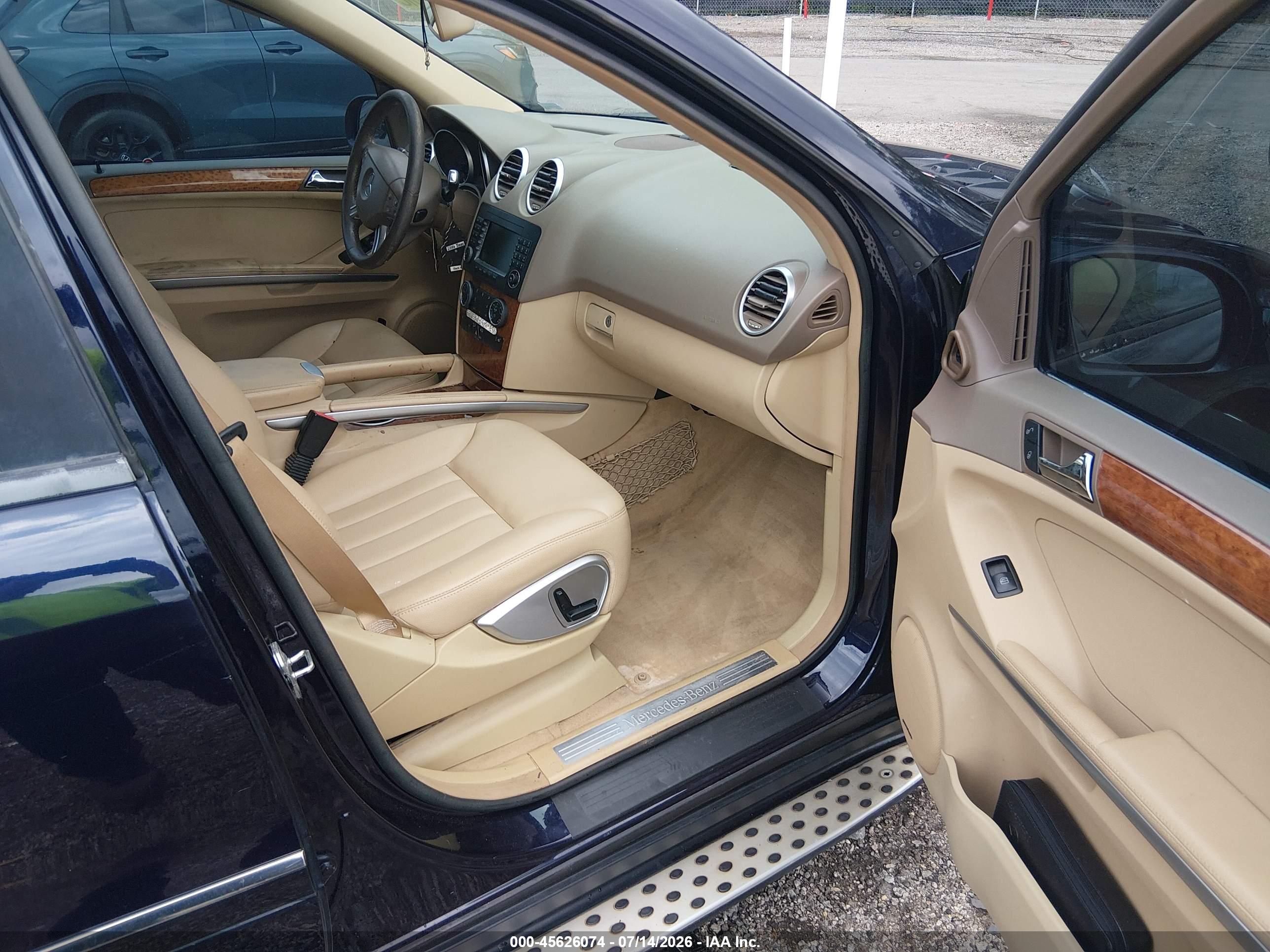 2008 MERCEDES-BENZ M-CLASS ML550 4 MATIC