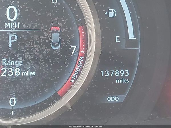 2016 LEXUS IS 300