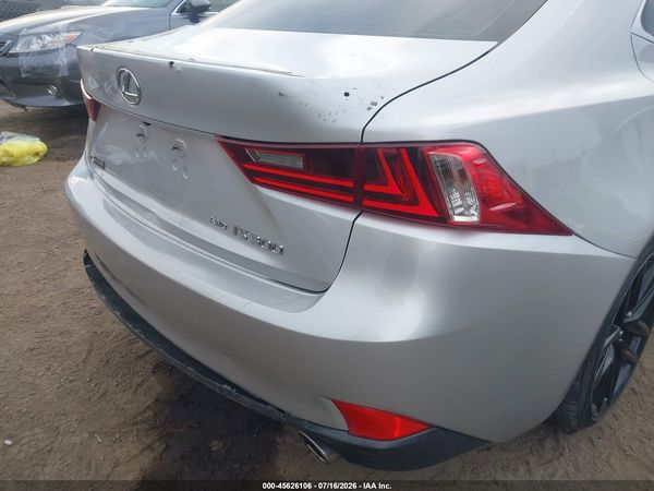 2016 LEXUS IS 300