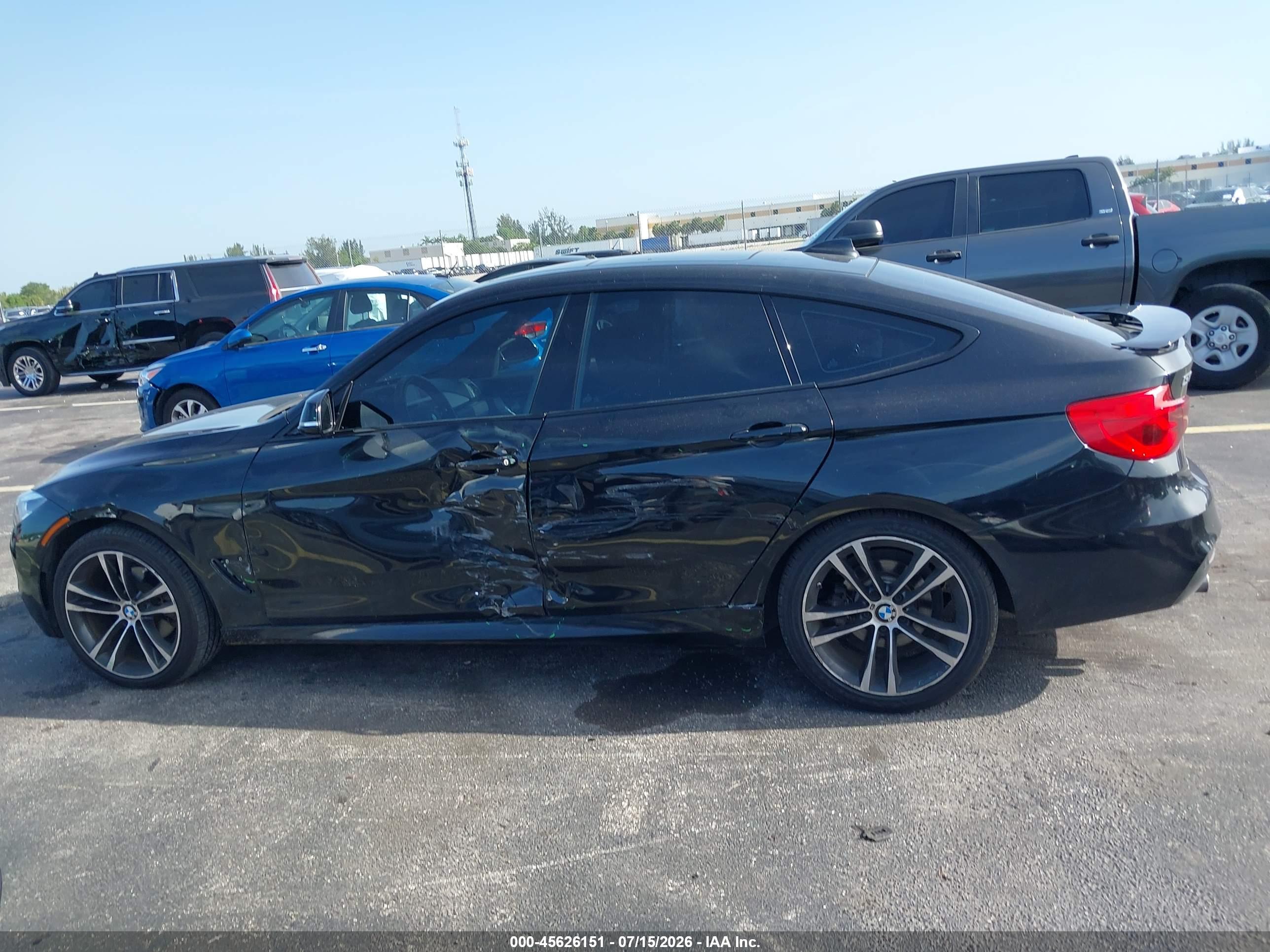 2017 BMW 330I GRAN TURISMO