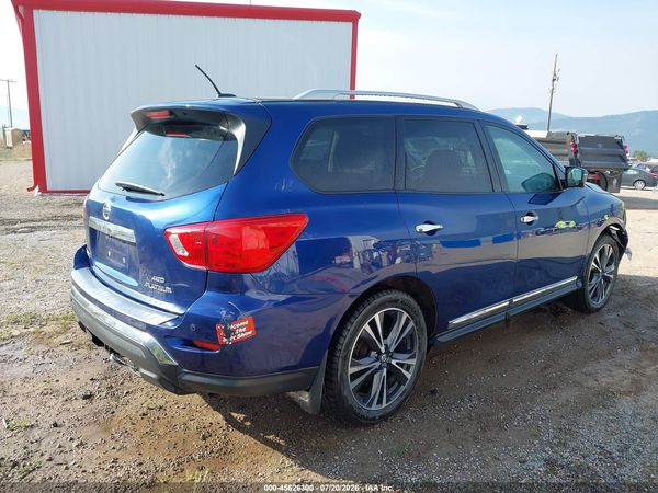 2018 NISSAN PATHFINDER PLATINUM