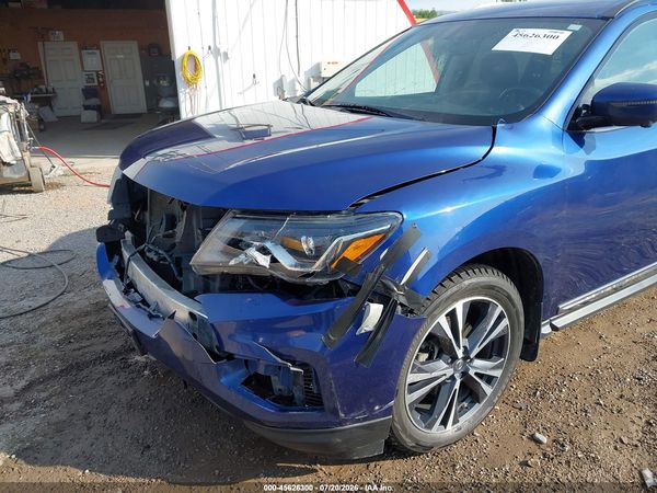 2018 NISSAN PATHFINDER PLATINUM