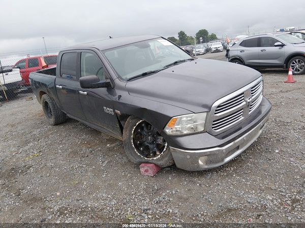 2017 RAM 1500 BIG HORN  4X4 6'4 BOX
