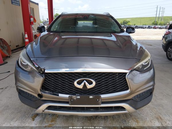 2018 INFINITI QX30 LUXURY