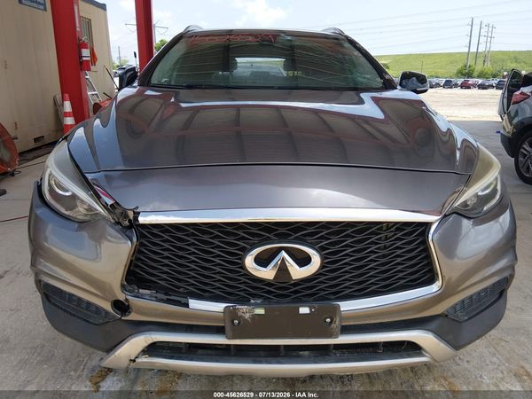 2018 INFINITI QX30 LUXURY