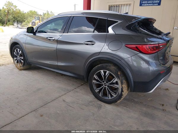 2018 INFINITI QX30 LUXURY