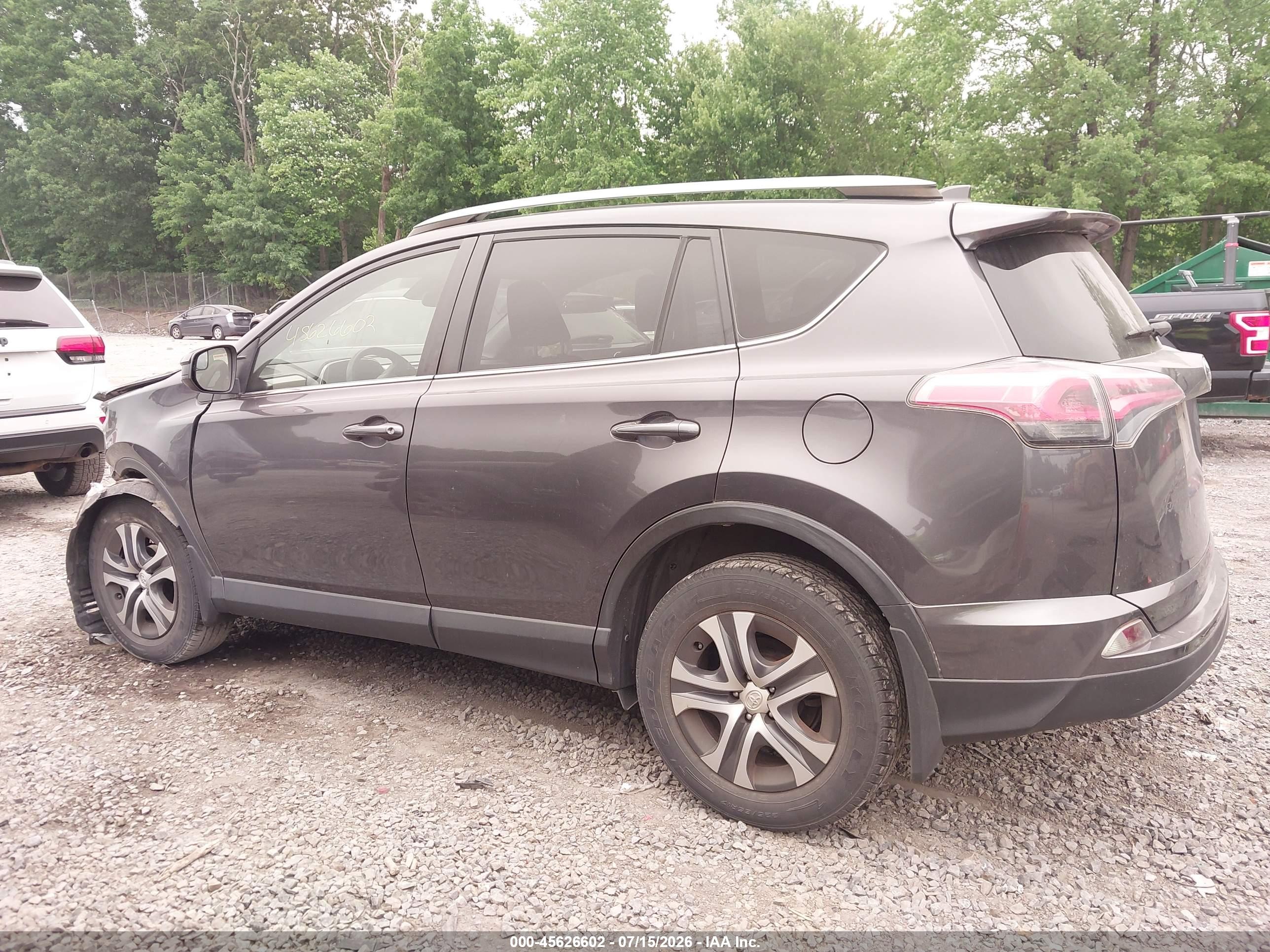 2017 TOYOTA RAV4 LE
