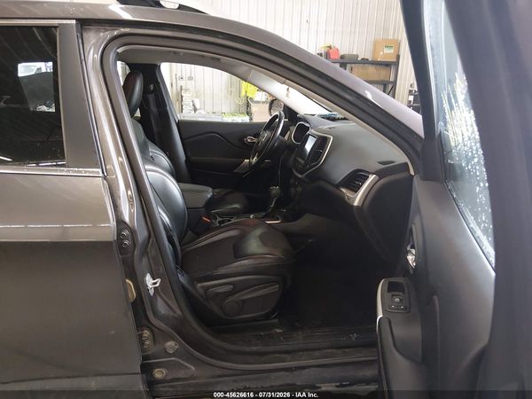 2018 JEEP CHEROKEE LATITUDE PLUS 4X4