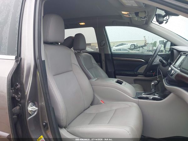 2016 TOYOTA HIGHLANDER LIMITED PLATINUM V6