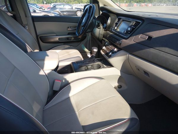 2018 KIA SEDONA LX