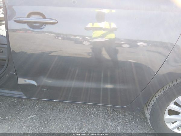 2018 KIA SEDONA LX