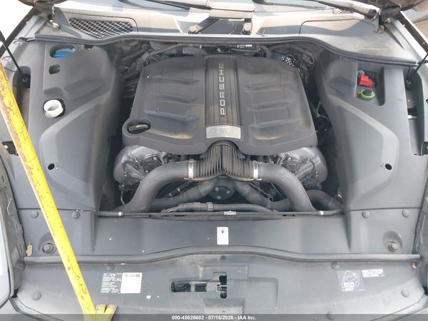2016 PORSCHE CAYENNE S