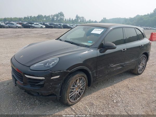 2016 PORSCHE CAYENNE S