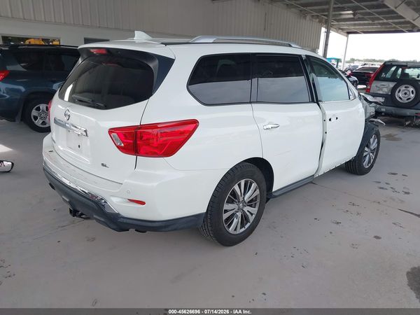 2019 NISSAN PATHFINDER SL