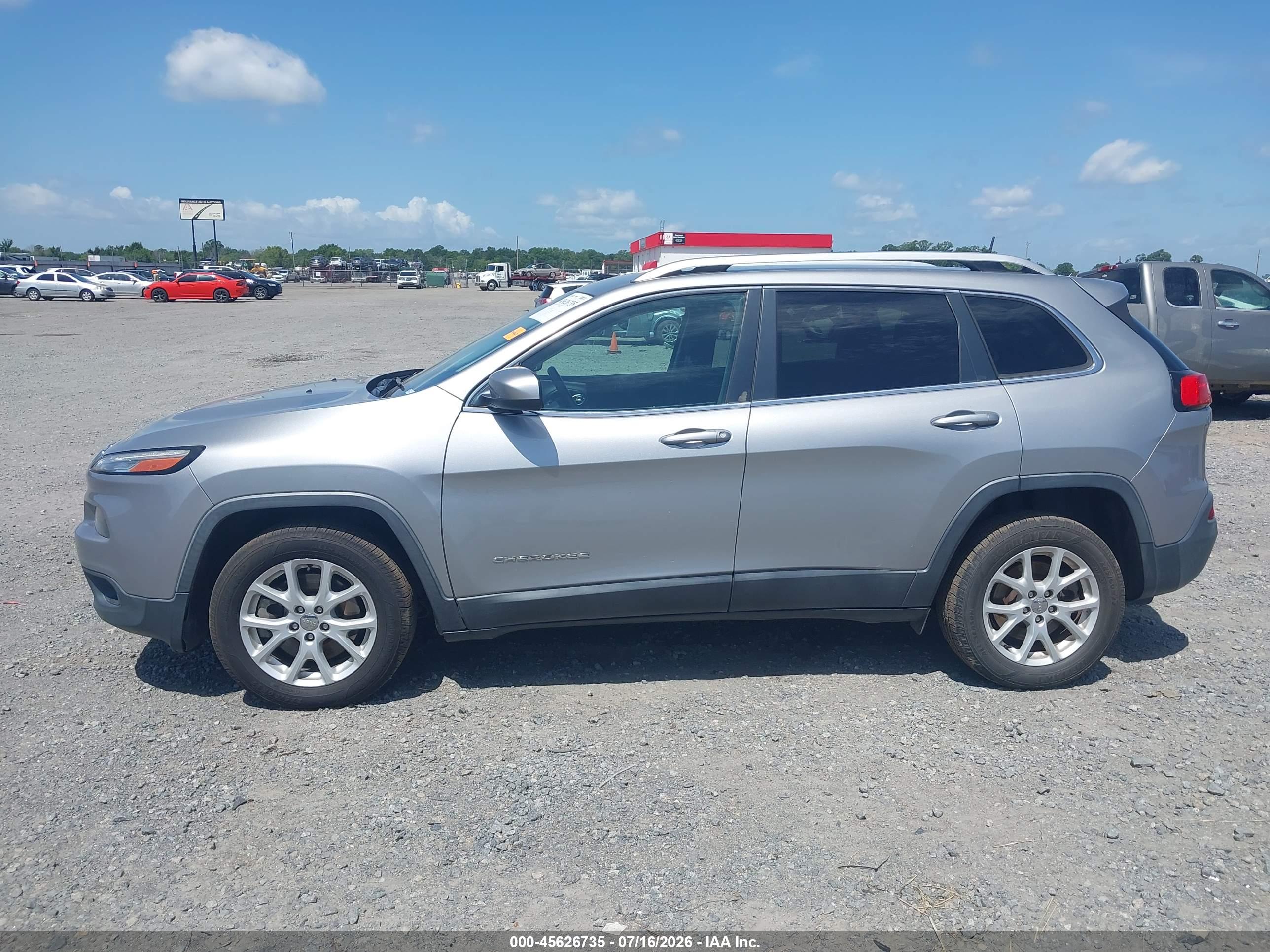 2017 JEEP CHEROKEE LATITUDE
