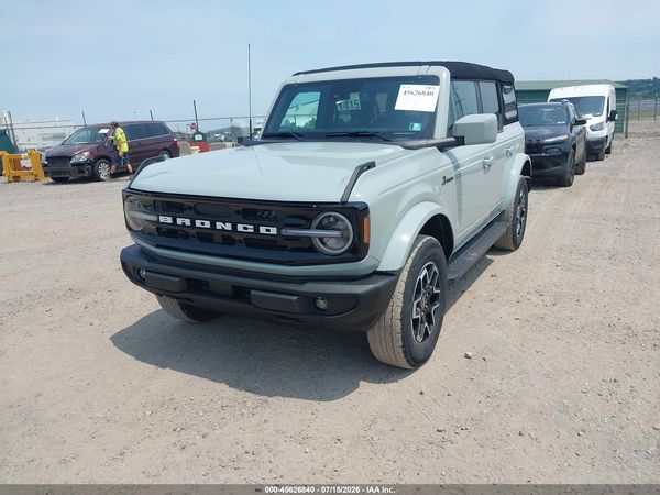 2023 FORD BRONCO OUTER BANKS