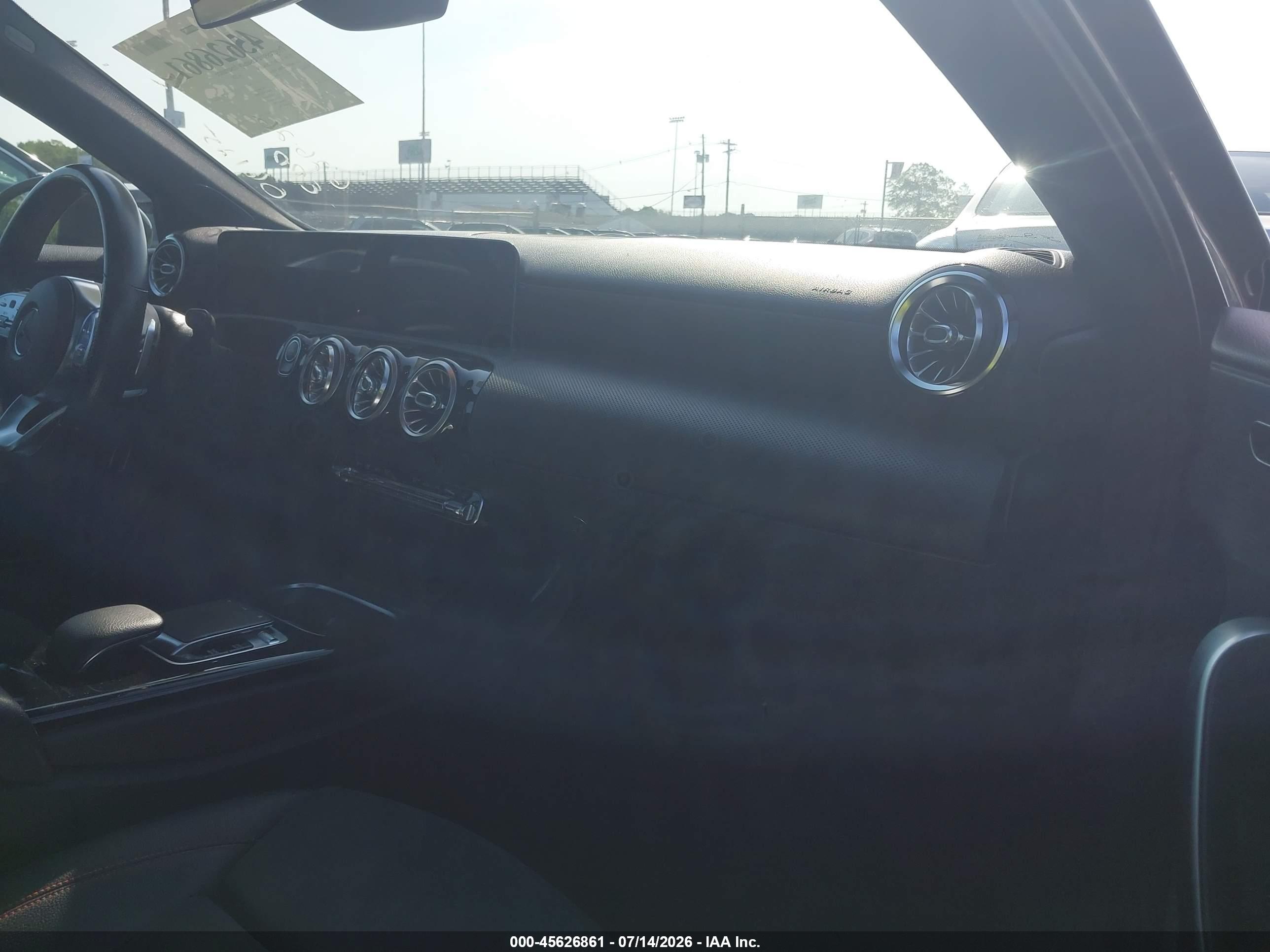 2019 MERCEDES-BENZ A 220 4MATIC