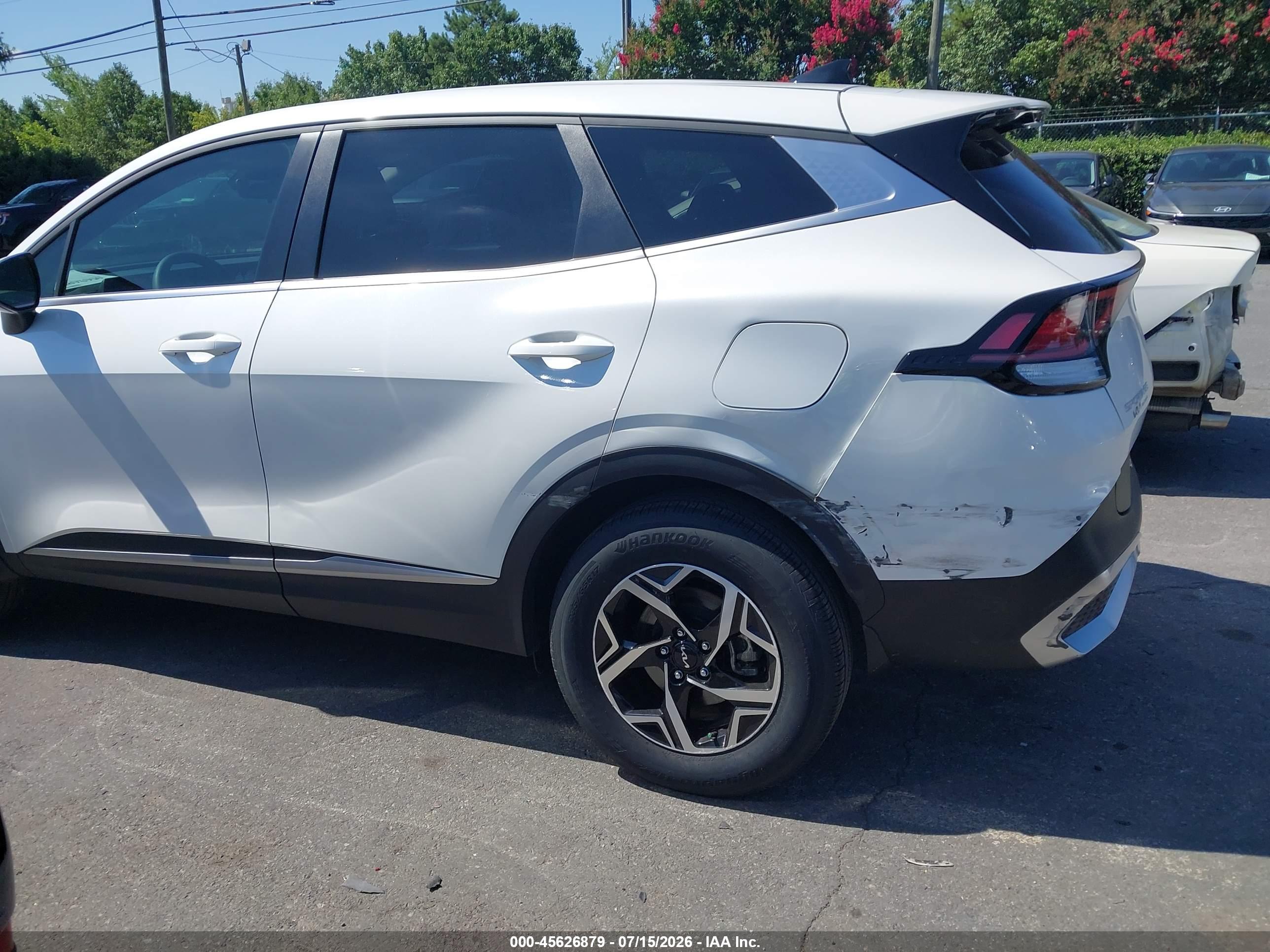2025 KIA SPORTAGE LX