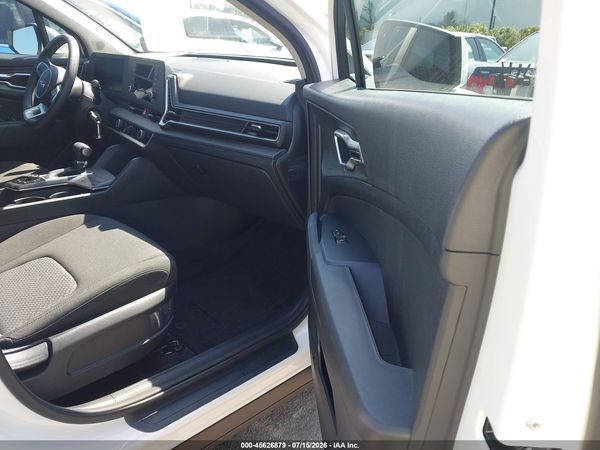 2025 KIA SPORTAGE LX