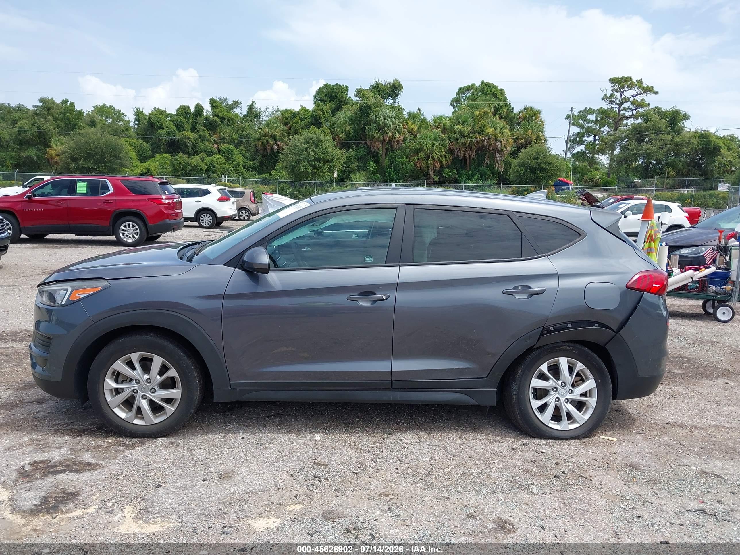 2019 HYUNDAI TUCSON SE