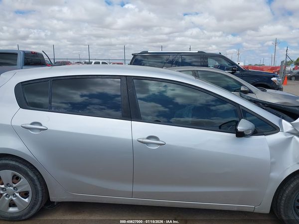 2017 KIA FORTE LX
