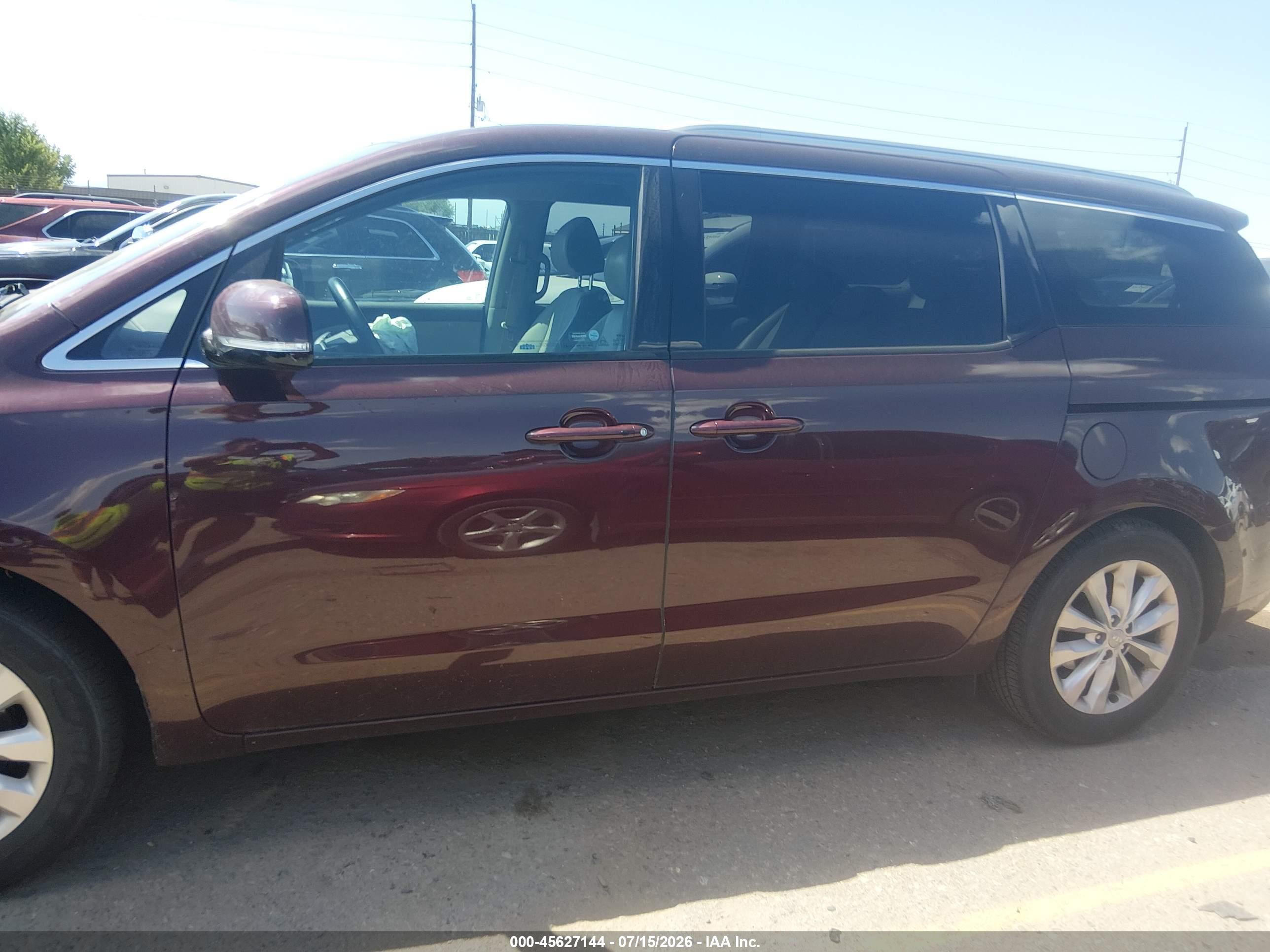 2017 KIA SEDONA EX