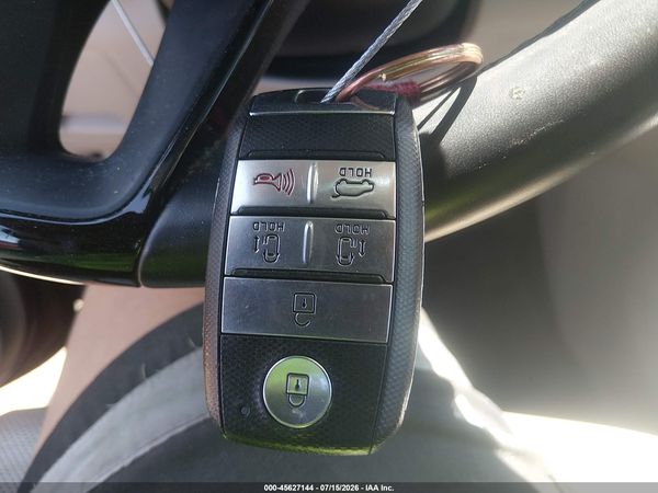 2017 KIA SEDONA EX