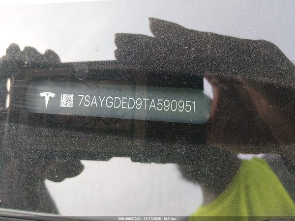 2026 TESLA MODEL Y