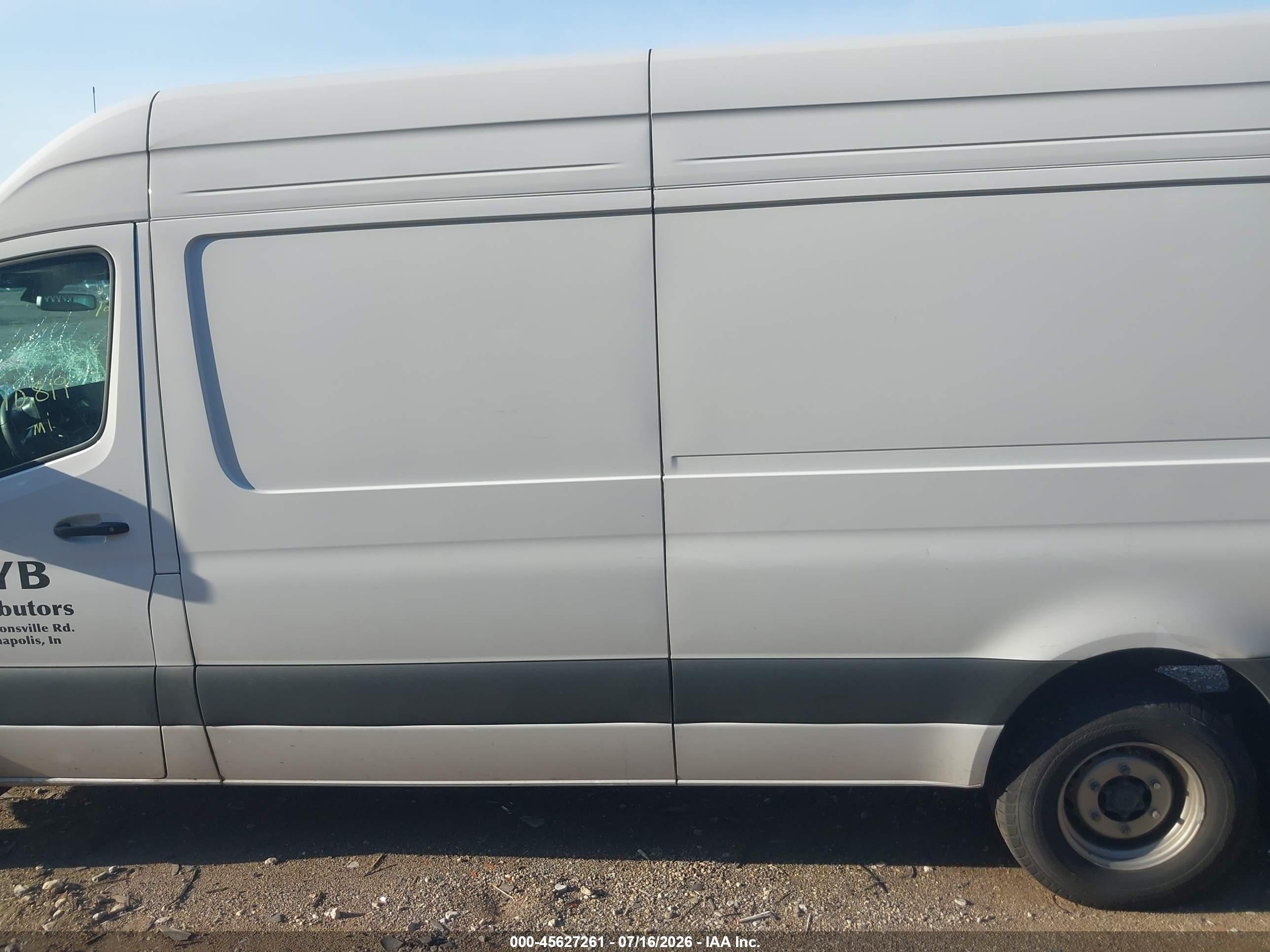 2025 MERCEDES-BENZ SPRINTER 3500