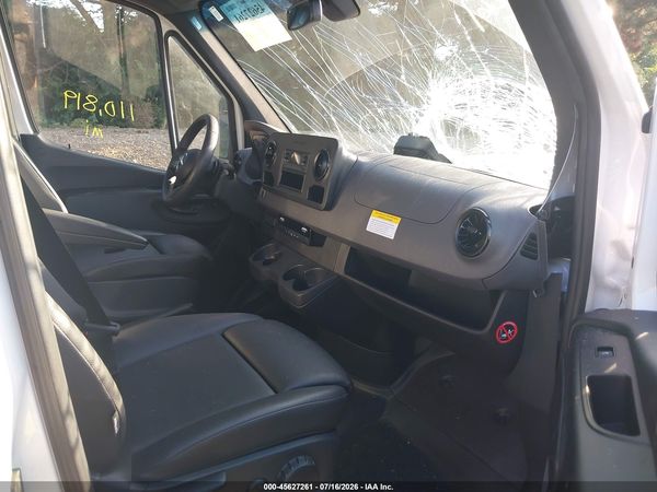 2025 MERCEDES-BENZ SPRINTER 3500