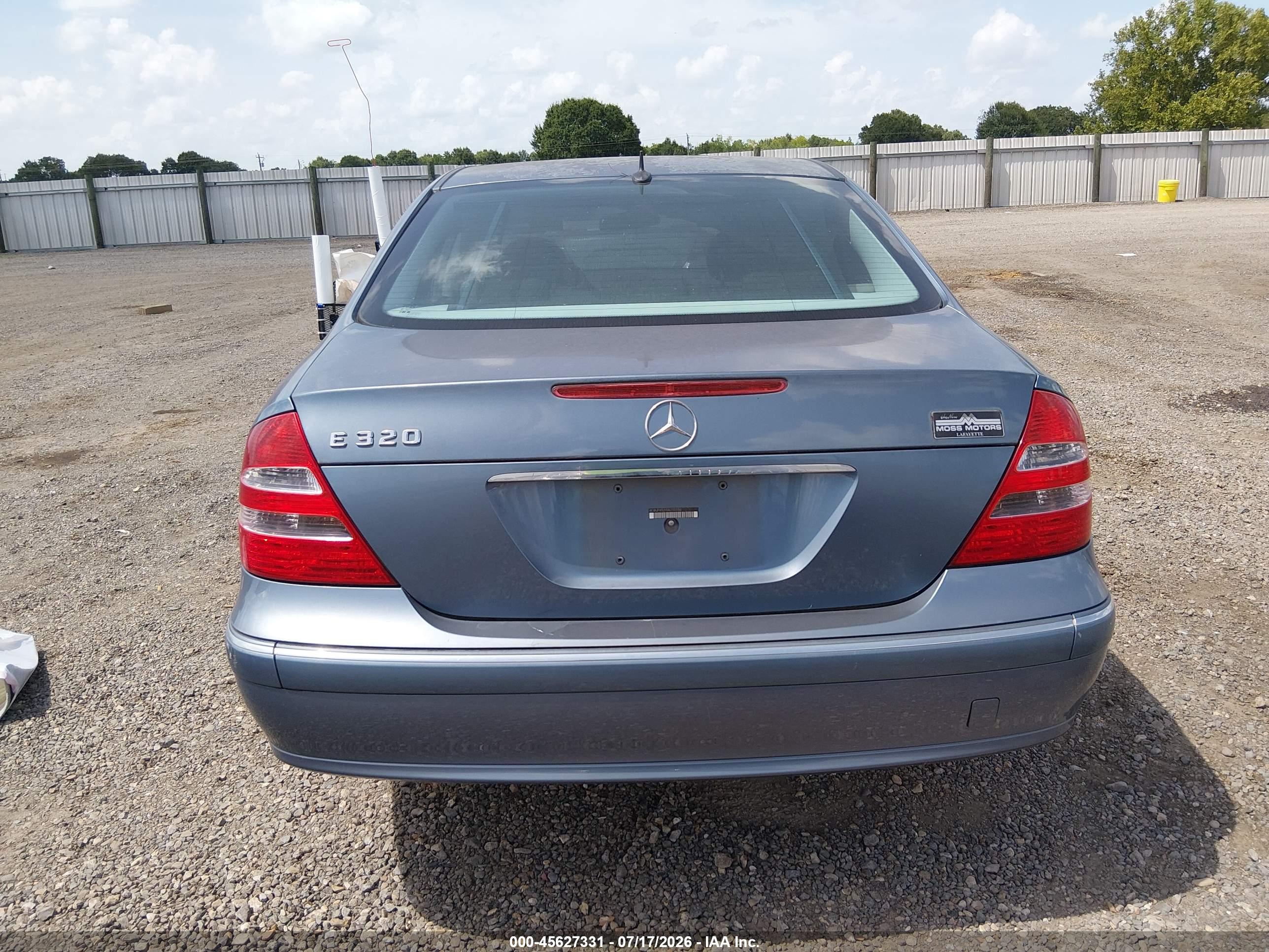 2005 MERCEDES-BENZ E 320 E320