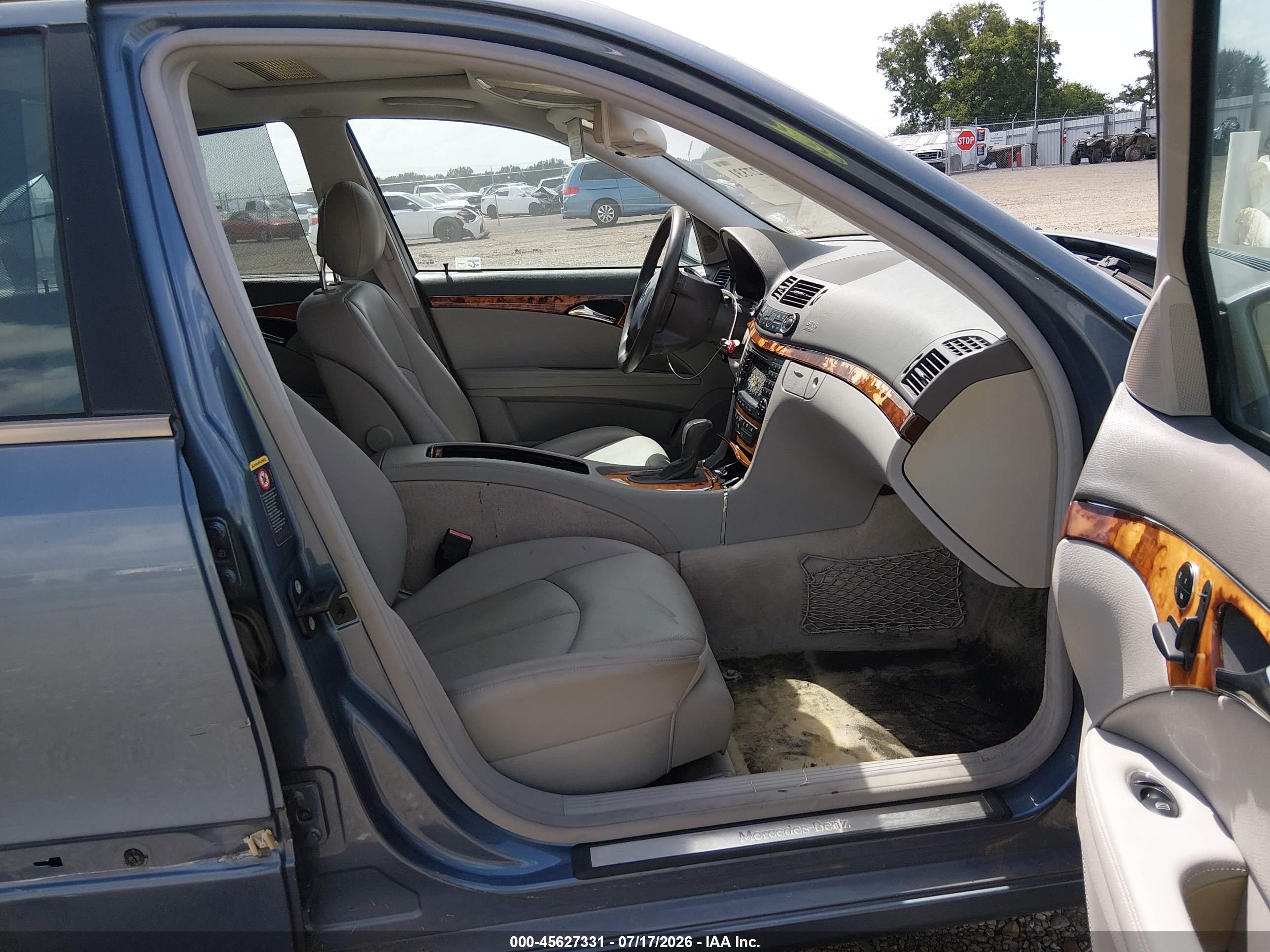 2005 MERCEDES-BENZ E 320 E320