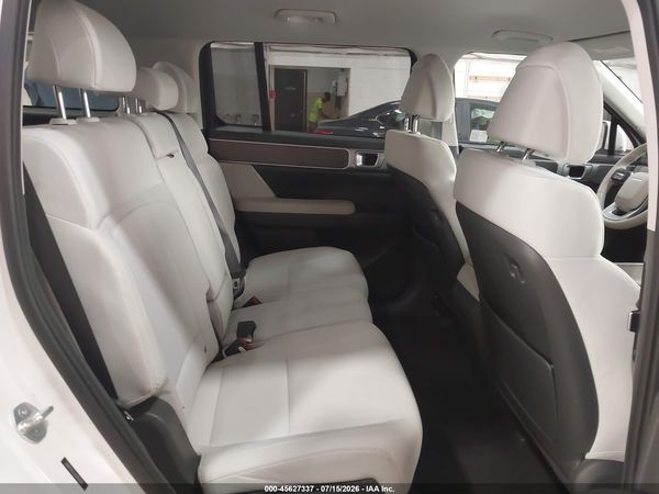 2025 HYUNDAI SANTA FE SE