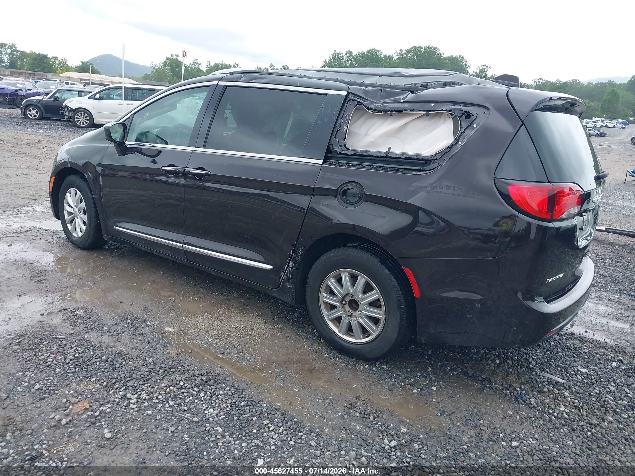 2018 CHRYSLER PACIFICA TOURING L PLUS