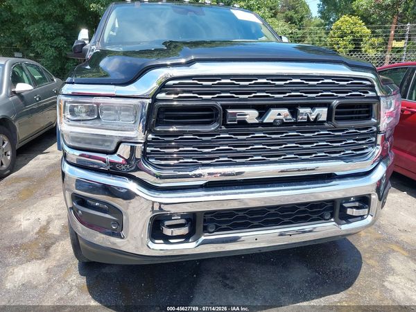 2022 RAM 3500 LIMITED  4X4 6'4 BOX