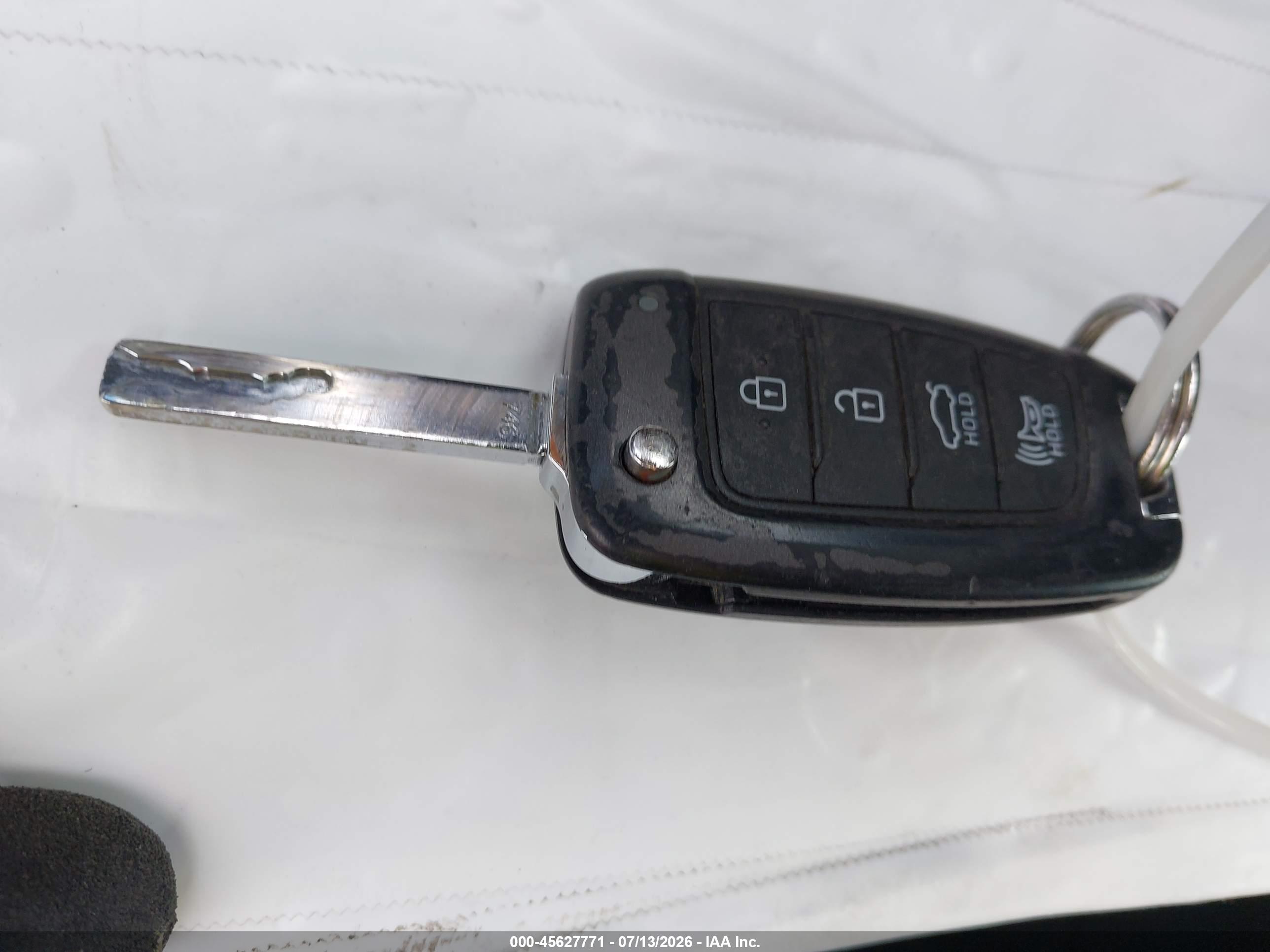 2019 HYUNDAI ACCENT SE and SEL