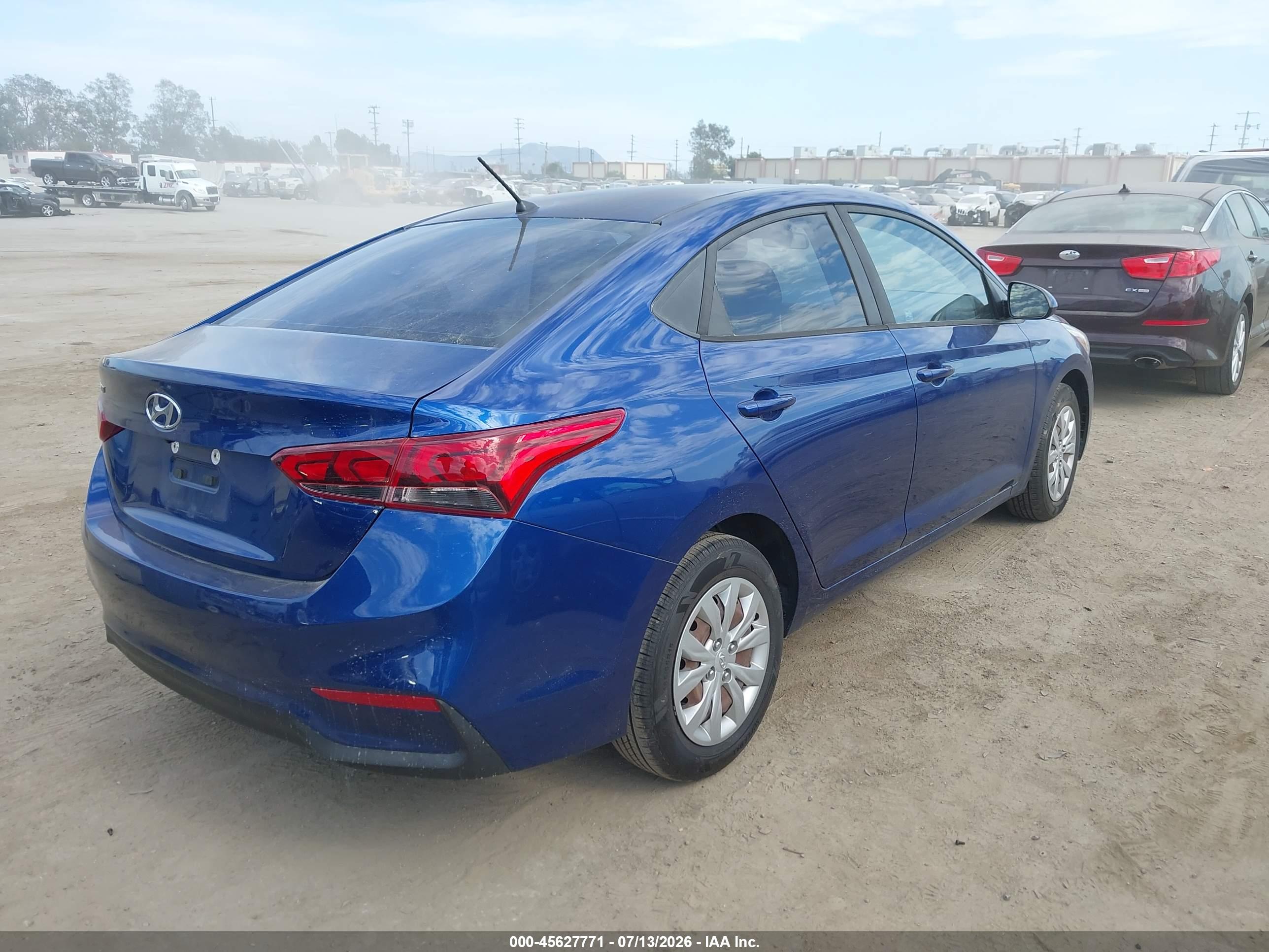 2019 HYUNDAI ACCENT SE and SEL