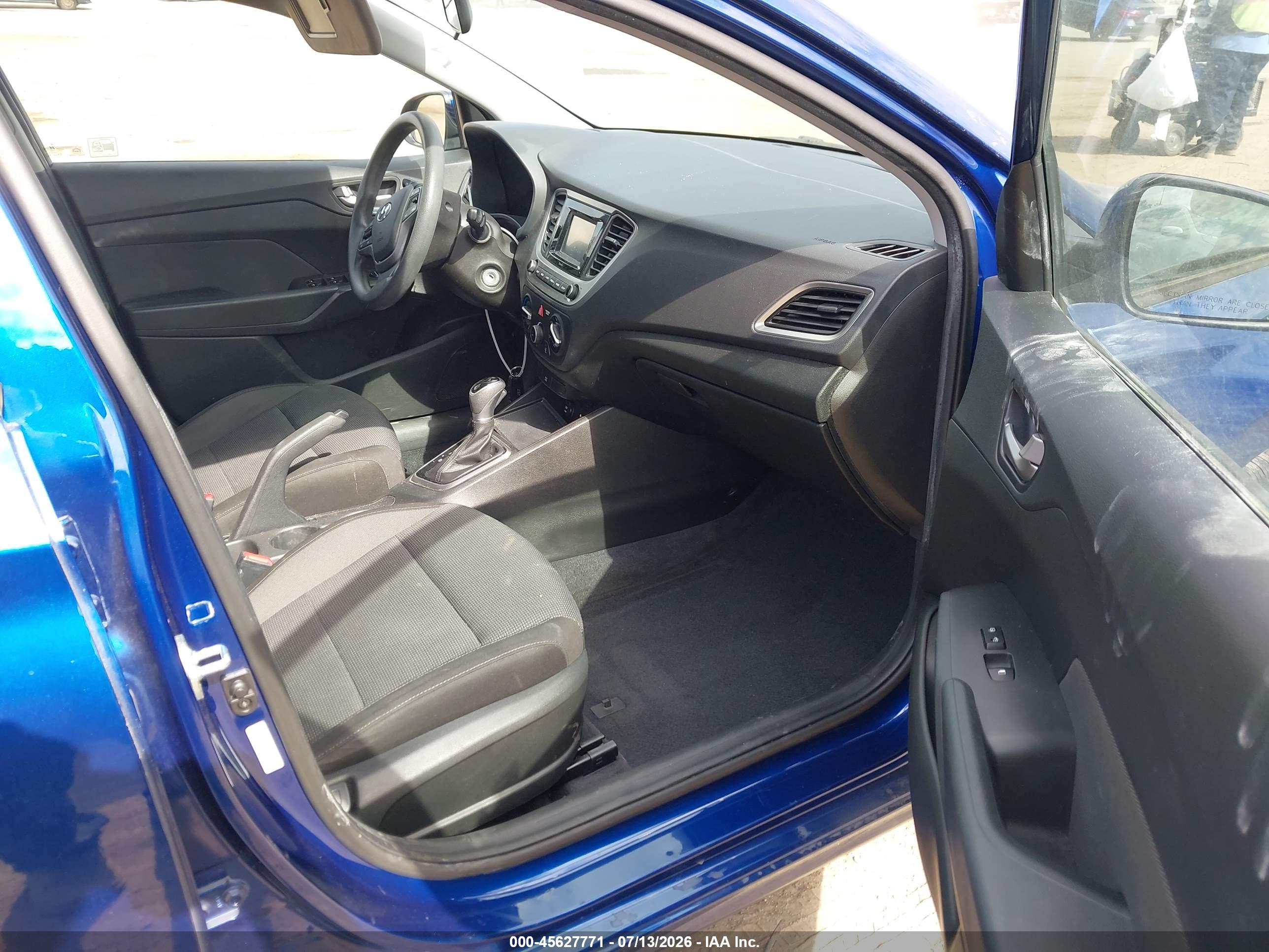 2019 HYUNDAI ACCENT SE and SEL