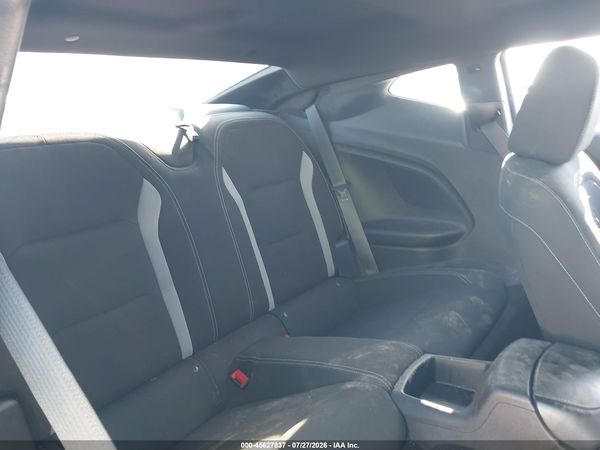 2019 CHEVROLET CAMARO 1LT — I8