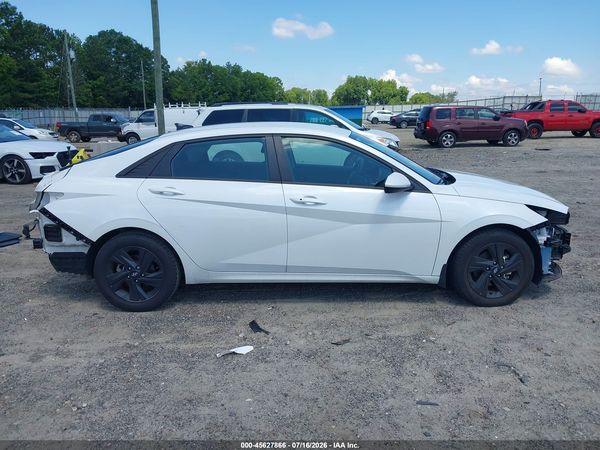2022 HYUNDAI ELANTRA SEL