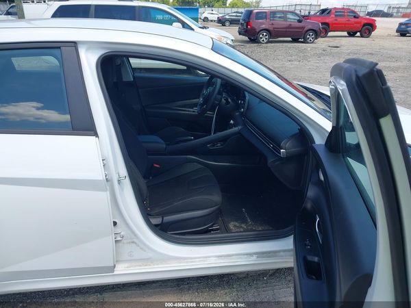 2022 HYUNDAI ELANTRA SEL