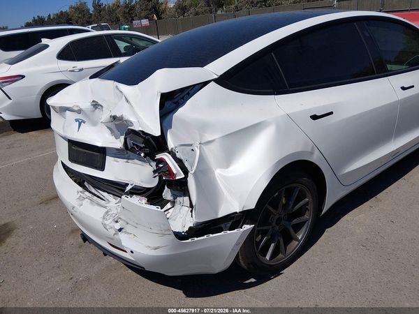 2021 TESLA MODEL 3