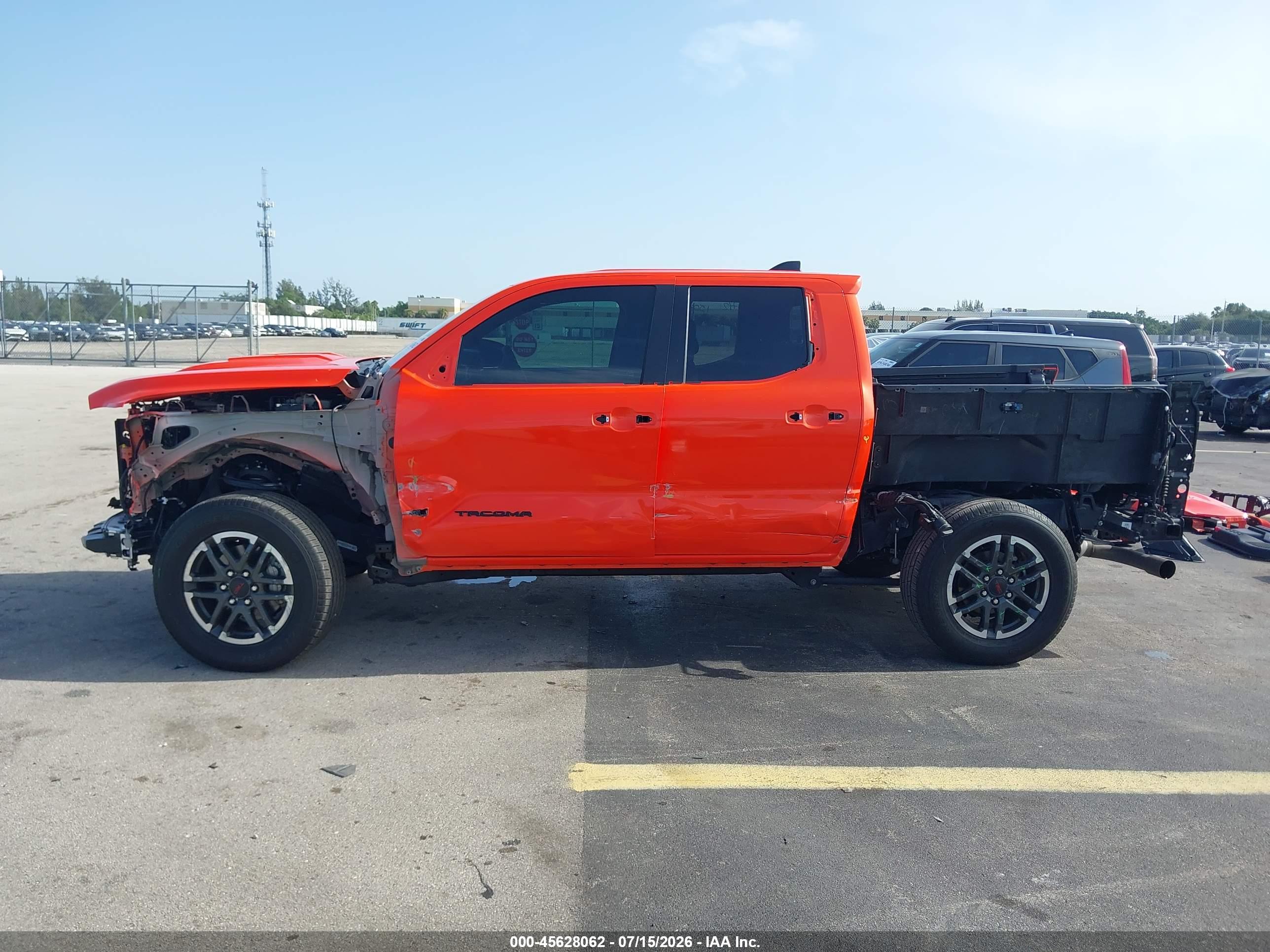 2024 TOYOTA TACOMA TRD SPORT
